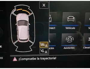 
										VOLKSWAGEN T-ROC 1.0 TSI 110CV LIFE full									
