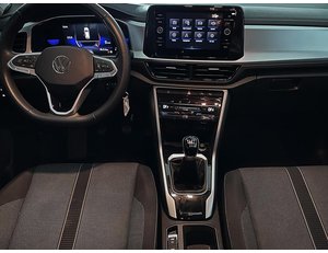 
										VOLKSWAGEN T-ROC 1.0 TSI 110CV LIFE full									