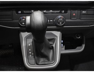 
										VOLKSWAGEN CARAVELLE 2.0 TDI 150CV ORIGIN DSG 9 PLAZAS full									