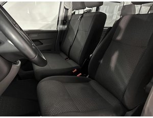 
										VOLKSWAGEN CARAVELLE 2.0 TDI 150CV ORIGIN DSG 9 PLAZAS full									