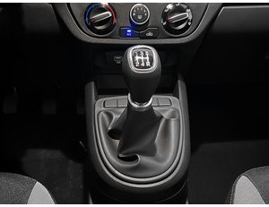 
										HYUNDAI I10 1.0 MPI 66CV ESSENCE full									