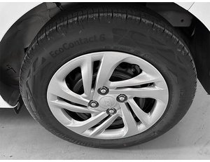 
										HYUNDAI I10 1.0 MPI 66CV ESSENCE full									