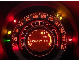 
										FIAT 500 1.0 HYBRID 70CV MONOTRIM full									