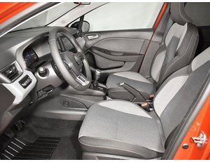 
										RENAULT CLIO 1.0 TCE 90CV EVOLUTION full									