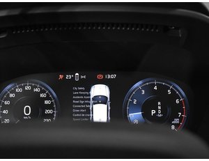 
										VOLVO XC40 1.5 129CV T2 ESSENTIAL AUTO full									