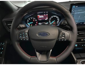 
										FORD FOCUS 1.0 ECOBOOST 125CV MHEV ST LINE full									