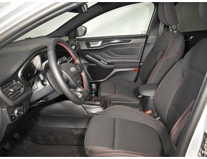 
										FORD FOCUS 1.0 ECOBOOST 125CV MHEV ST LINE full									