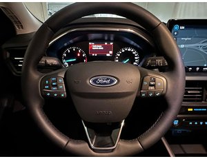 
										FORD FOCUS SPORTBREAK 1.0 ECOBOOST 155CV MHEV ACTIVE full									