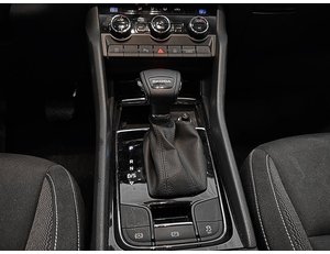 
										SKODA KAROQ 1.5 TSI 150CV AMBITION DSG full									