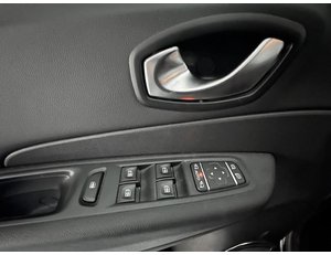 
										RENAULT CAPTUR 1.3 TCE 130CV ZEN ENERGY full									