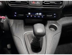 
										CITROEN BERLINGO 1.5 BLUEHDI 100CV SHINE full									