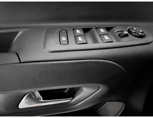 
										CITROEN BERLINGO 1.5 BLUEHDI 100CV SHINE full									