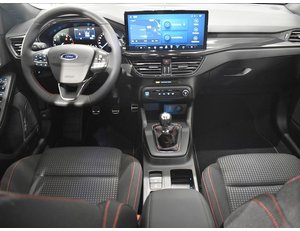 
										FORD FOCUS SPORTBREAK 1.0 ECOBOOST 125CV MHEV ST LINE full									