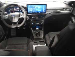 
										FORD FOCUS SPORTBREAK 1.0 ECOBOOST 125CV MHEV ST LINE full									
