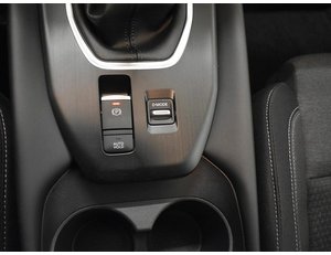 
										NISSAN QASHQAI 1.3 DIGT 140CV MHEV N-CONNECTA full									