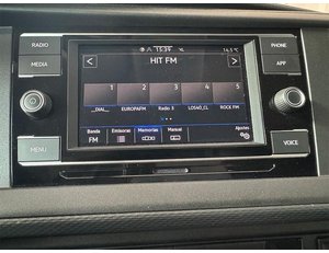 
										VOLKSWAGEN TRANSPORTER 2.0 TDI 110CV FURGON BATALLA CORTA full									