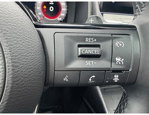 
										NISSAN QASHQAI 1.3 DIGT 160CV MHEV N-CONNECTA SKYLINE PACK XTRONIC full									