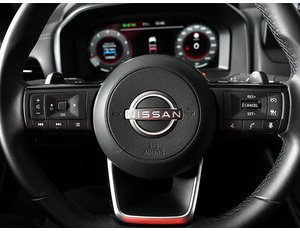 
										NISSAN QASHQAI 1.3 DIGT 160CV MHEV N-CONNECTA SKYLINE PACK XTRONIC full									