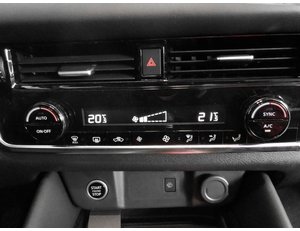 
										NISSAN QASHQAI 1.3 DIGT 140CV MHEV N-CONNECTA SKYLINE PACK full									