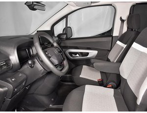
										CITROEN BERLINGO 1.5 BLUEHDI 130CV MAX EAT8 full									