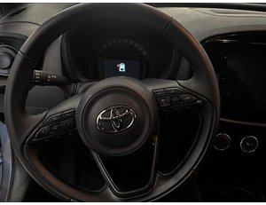
										TOYOTA AYGO X CROSS 1.0 72CV PLAY full									