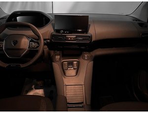 
										PEUGEOT RIFTER 1.5 BLUEHDI 130CV GT EAT8 full									
