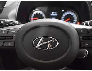 
										HYUNDAI BAYON 1.2 MPI 84CV ESSENCE full									
