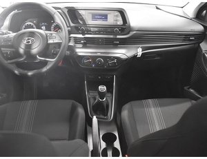 
										HYUNDAI BAYON 1.2 MPI 84CV ESSENCE full									