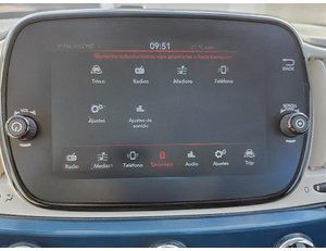 
										FIAT 500 1.0 HYBRID 70CV DOLCEVITA full									