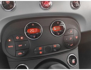 
										FIAT 500 1.0 HYBRID 70CV DOLCEVITA full									