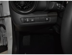 
										TOYOTA C-HR 1.8 E-CVT 140CV 140H ACTIVE full									
