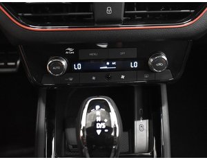 
										SKODA KAMIQ 1.0 TSI 115CV DESIGN DSG full									