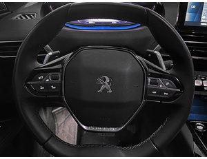 
										PEUGEOT 5008 1.5 BLUEHDI 130CV ALLURE PACK EAT8 full									