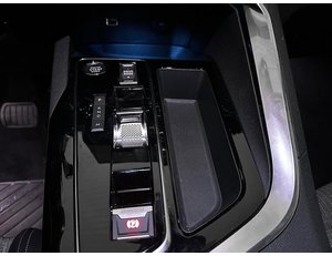 
										PEUGEOT 5008 1.5 BLUEHDI 130CV ALLURE PACK EAT8 full									