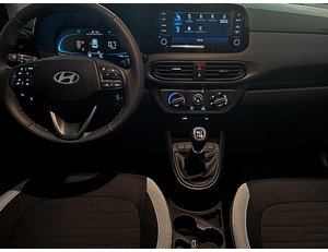 
										HYUNDAI I10 1.0 MPI 66CV KLASS full									