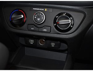 
										HYUNDAI I10 1.0 MPI 66CV KLASS full									