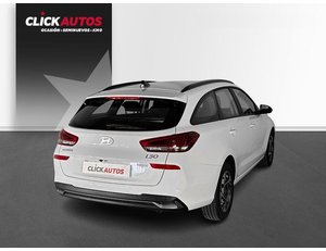 
										HYUNDAI I30 CW 1.0 TGDI 100CV 48V KLASS full									