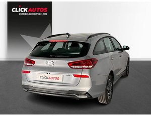 
										HYUNDAI I30 CW 1.0 TGDI 100CV 48V KLASS full									