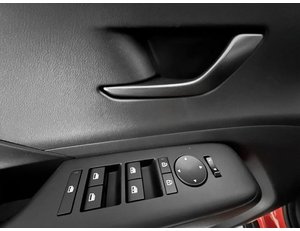 
										HYUNDAI KONA 1.6 GDI 141CV HEV MAXX DCT full									