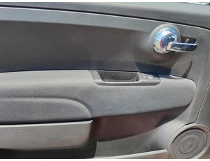 
										FIAT 500C 1.0 HYBRID 70CV DOLCEVITA full									
