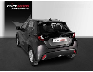 
										TOYOTA YARIS 1.5 E-CVT 120CV 120H ACTIVE TECH full									