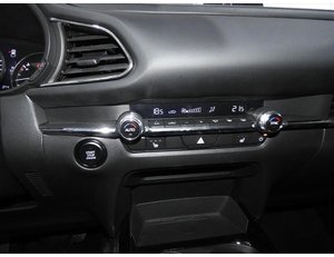 
										MAZDA CX-30 2.0 E-SKYACTIV G 122CV MHEV HOMURA AT full									
