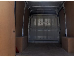 
										PEUGEOT BOXER 2.2 BLUEHDI 140CV VAN L2H2 full									