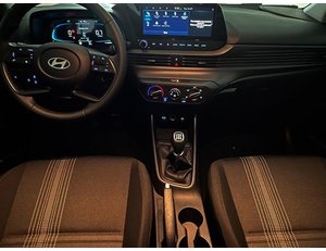 
										HYUNDAI I20 1.2 MPI 79CV ESSENCE full									