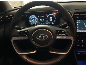 
										HYUNDAI TUCSON 1.6 CRDI 136CV 48V TECNO BICOLOR full									