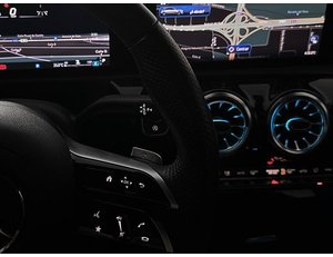 
										MERCEDES BENZ CLASE A 2.0 150CV 200D AMG LINE PREMIUM full									