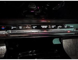 
										MERCEDES BENZ CLASE A 2.0 150CV 200D AMG LINE PREMIUM full									