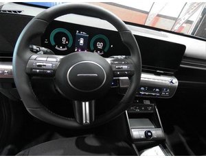
										HYUNDAI KONA 1.6 GDI 129CV HEV MAXX DCT full									