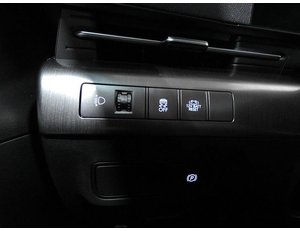 
										HYUNDAI KONA 1.6 GDI 129CV HEV MAXX DCT full									