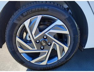 
										HYUNDAI I20 1.0 TGDI 100CV 48V SMART AUTO full									